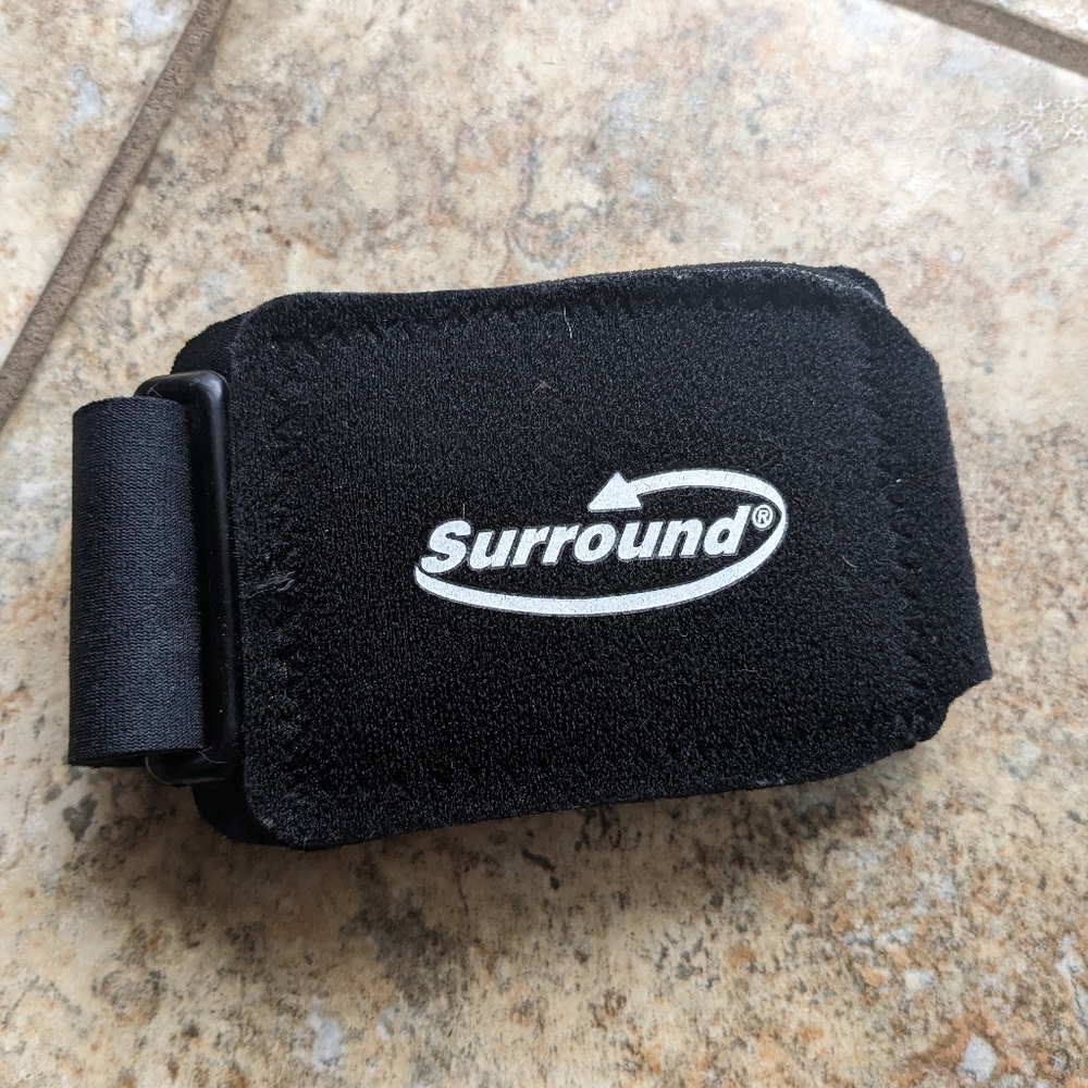 Surround Elbow band